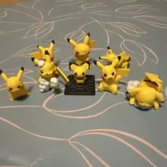 ピカチュウ フィギュア 8体セット