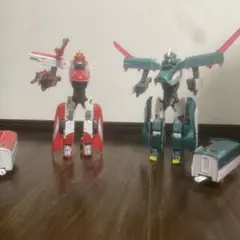 ロボット型プラレール シンカリオン　こまち　はやぶさ