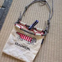 ショルダーバッグ　LISA LARSON