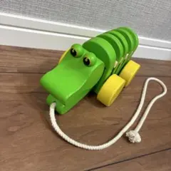 美品　PlanToys プラントイ　ワニ 木製玩具 知育玩具のサムネイル