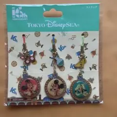 Item thumbnail for item cb4690c5-bf28-4c52-9c4d-db48204ec7b6