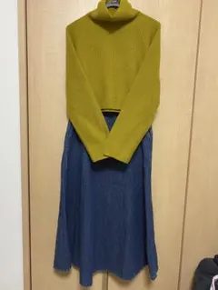 新品a.v.v Charme タートルネックニットセーター　からし色　ショート丈