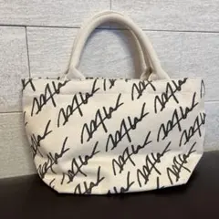 ダブルティー　wtw バック　⭐︎のサムネイル