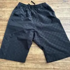 ハーフパンツ　黒