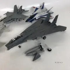 戦闘機プラモデル完成品セット 4機完成品プラモデル 1機超合金戦闘機