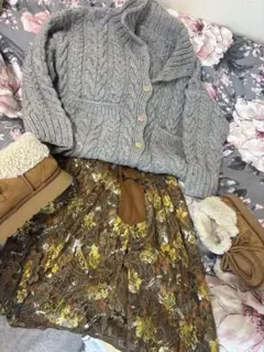 手編みグレー ケーブルニット カーディガン