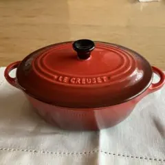 LE CREUSET ル・クルーゼ ミニ オーバルココット レッドのサムネイル