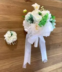 ウェディングブーケ 　ブートニア　ホワイト 造花 リボン付き