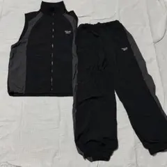 reebok セットアップ　ブラック　(最終値下げ)