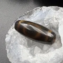 一眼山形天珠 馬蹄紋 風化瑪瑙27.4*11.1mm