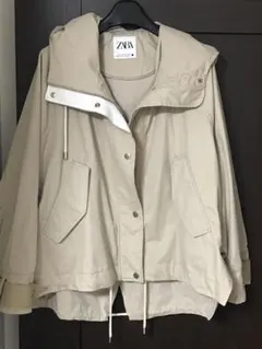ZARA ベージュ フード付きジャケット 人気、美品
