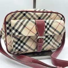 バーバリー ブルーレーベル ノバチェック ショルダーバッグ カメラバッグ 赤