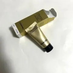 シャネル　サブリマージュ　ラクレーム　ルミエール　5ml