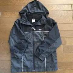 キッズ　ナイキウインドブレーカー