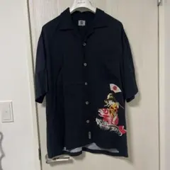 GUESS ゲス 浮世絵風 半袖シャツ 黒のサムネイル