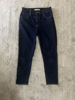 Levi's ダークブルー スキニーデニム 26