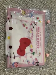 ハローキティ 50周年記念ポーチ