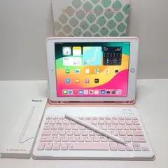 iPad 第6世代 Wi-Fi 32GB ケースとキーボード、タッチペン - メルカリ
