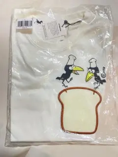 【完売品　新品未開封】からすのぱんやさんTシャツのサムネイル