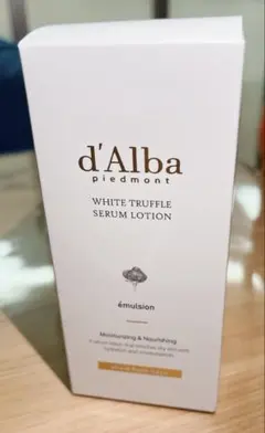 ダルバ　ホワイトトリュフモイスチャーライジングセラム 100ml 【新品未開封】