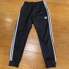 adidas SST トラックパンツ M