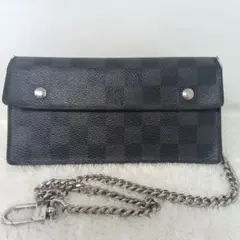 Item thumbnail for item 3234623b-e8ee-4e40-81c6-435b590cc332