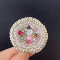 ハンドメイド ビーズ ブローチ 円形 ビーズ刺繍