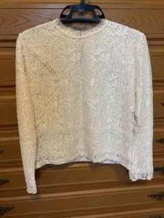 【未使用品】mysty woman白アイボリー　レース 長袖 トップスのサムネイル