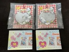 サンリオ シャカシャカフレークシール風チャーム ガチャ　ハローキティ