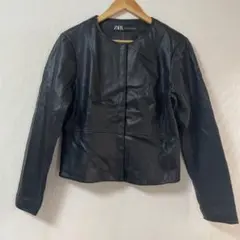 美品 ZARA フェイクレザー ノーカラージャケット ブラック Lサイズ