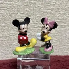 ミッキーマウス　ミニーマウス　ミニチュア　陶器