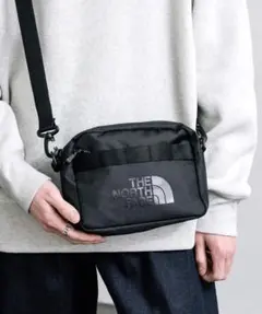 THE NORTH FACE 韓国限定　ロゴクロスバッグ ショルダーバッグ