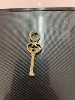 最終価格【激レア⭐︎希少】グッチ　キーホルダー　キーリング Yahoo!オークション -「グッチ キーリング」の落札相場・落札価格