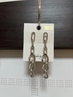 シルバー ツイストチェーン ピアス