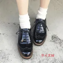 本革ウイングチップレースアップシューズ