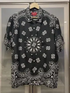 2026年最新】supreme bandana silk s/s shirtの人気アイテム - メルカリ