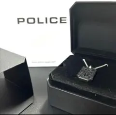 ポリス ネックレス