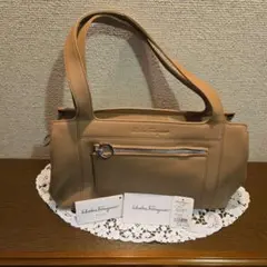 未使用わけあり フェラガモ ガンチーニ カーフ バッグ