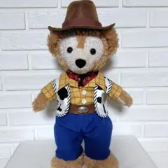 トイストーリー ウッディ ダッフィー コスチューム ぬいぐるみバッジ