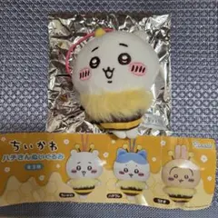 セブンイレブン限定　ちいかわ ハチさんぬいぐるみ