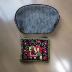 刺繍デザイン小型ポーチ