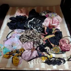 シュシュ　ゴム　ヘアアクセサリー　まとめ売り　２２点