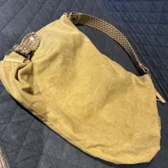 Item thumbnail for item f1b88f55-171b-441d-be3c-369f256992c1