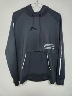 アンダーアーマー　UNDER ARMOUR　薄手　パーカー　ブラック　MD