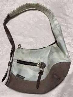 Hacoa anewood CONNIE Wristlet Clutch バッグ - メルカリ