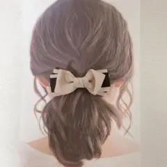 【バイカラーリボンバレッタ】ヘアアクセ　ハンドメイド　結婚式　高見え