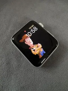 Apple Watch Series 3 42mm アルミニウム