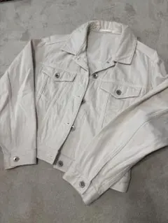 UNIQLO ホワイトジャケット