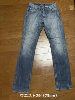 ユニクロ　ジーンズ　スキニーフィット　メンズ