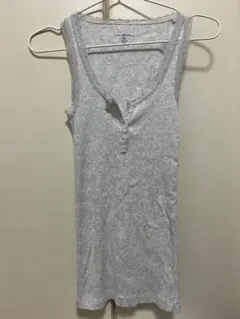 グレー レース付き ヘンリーネック タンクトップ